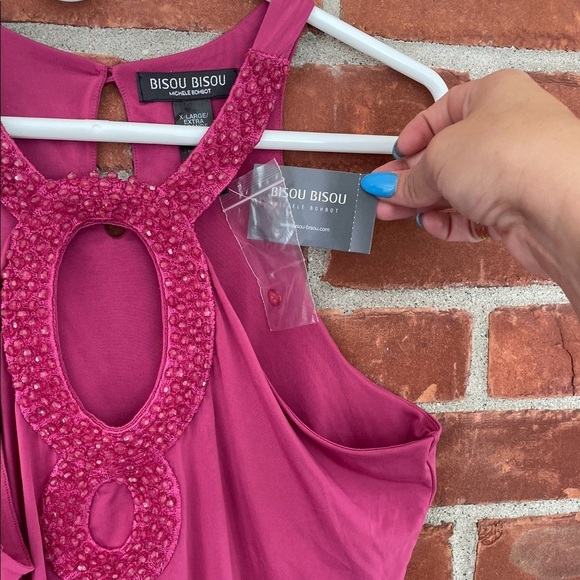 Bisou Bisou beaded cutout top - Picture 6 of 8